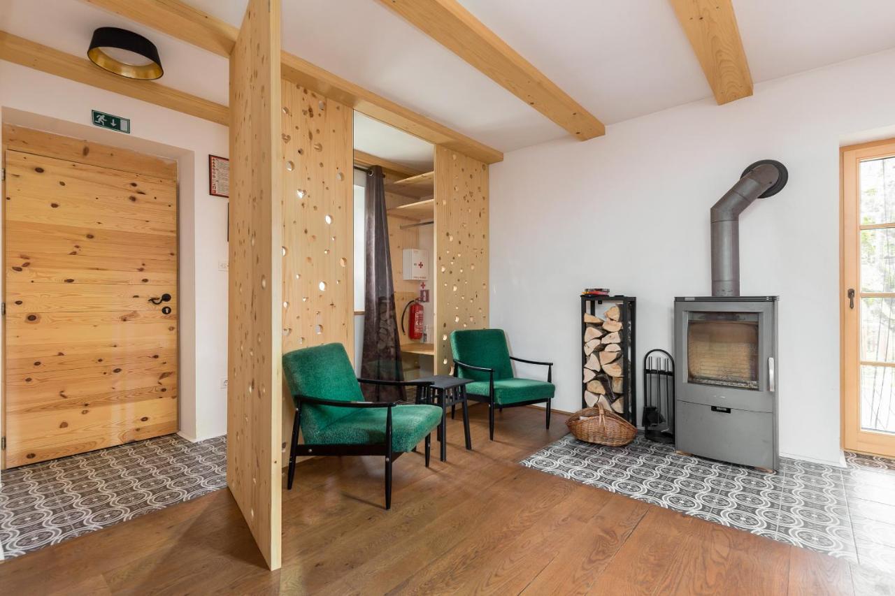 Апартаменти Hisa Na Soncu / Sun House Згорнє Горє Екстер'єр фото