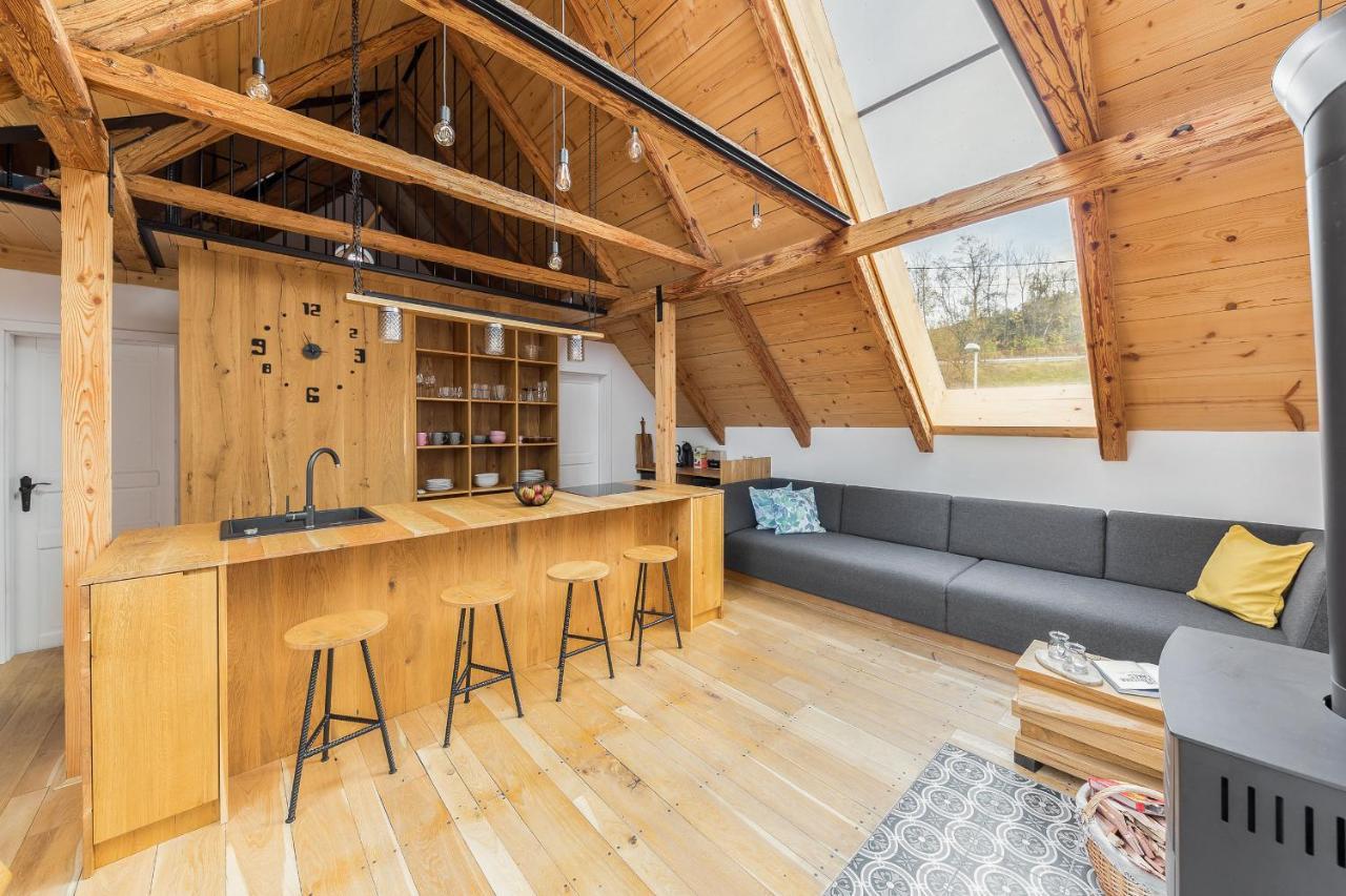 Апартаменти Hisa Na Soncu / Sun House Згорнє Горє Екстер'єр фото